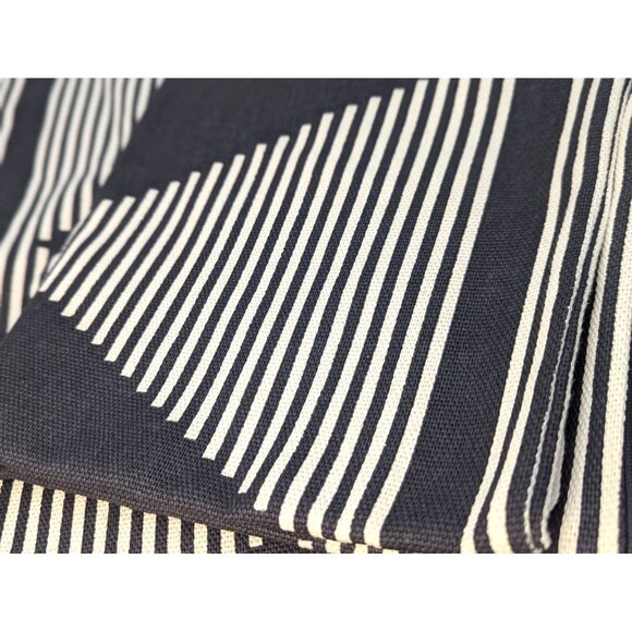 2 H & M Home Organic Cotton Pillow Covers-Grey and Cream Modern Design Set of 2 - Picture 5 of 6